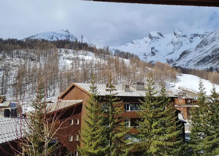 Cocoon Des Sommets Enneiges Ла-Фу